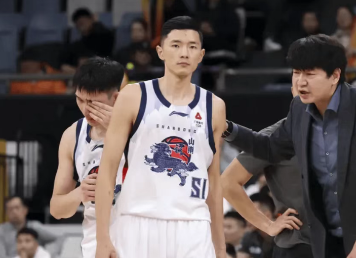 开云平台-郭艾伦重伤广州爆冷力克山东 徐昕17+10+4帽克里斯22+16