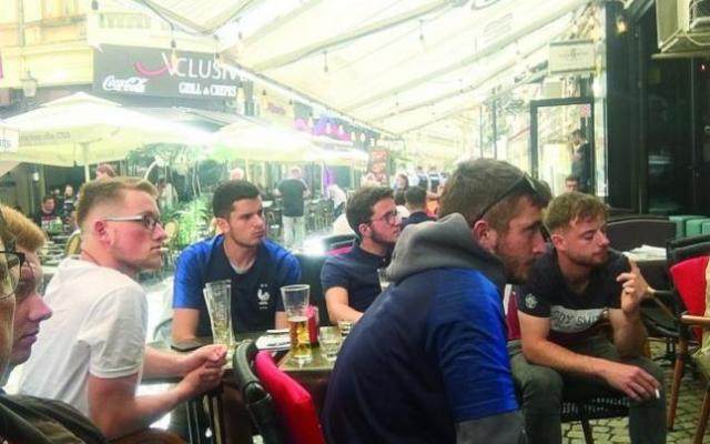 kaiyun sports-【不吐不快】德尚被困！急需救援……